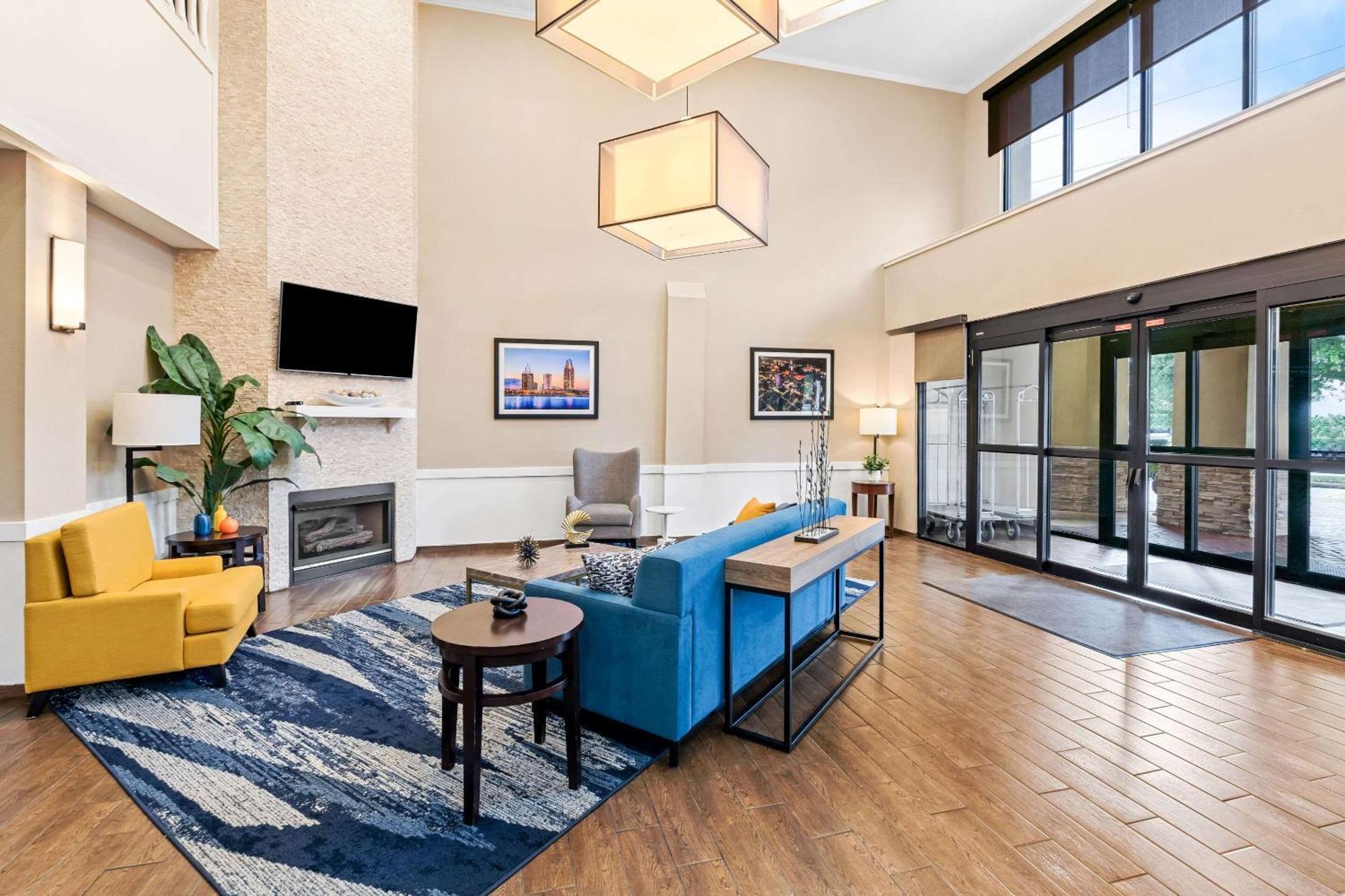 Comfort Suites Mobile East Bay Daphne Esterno foto