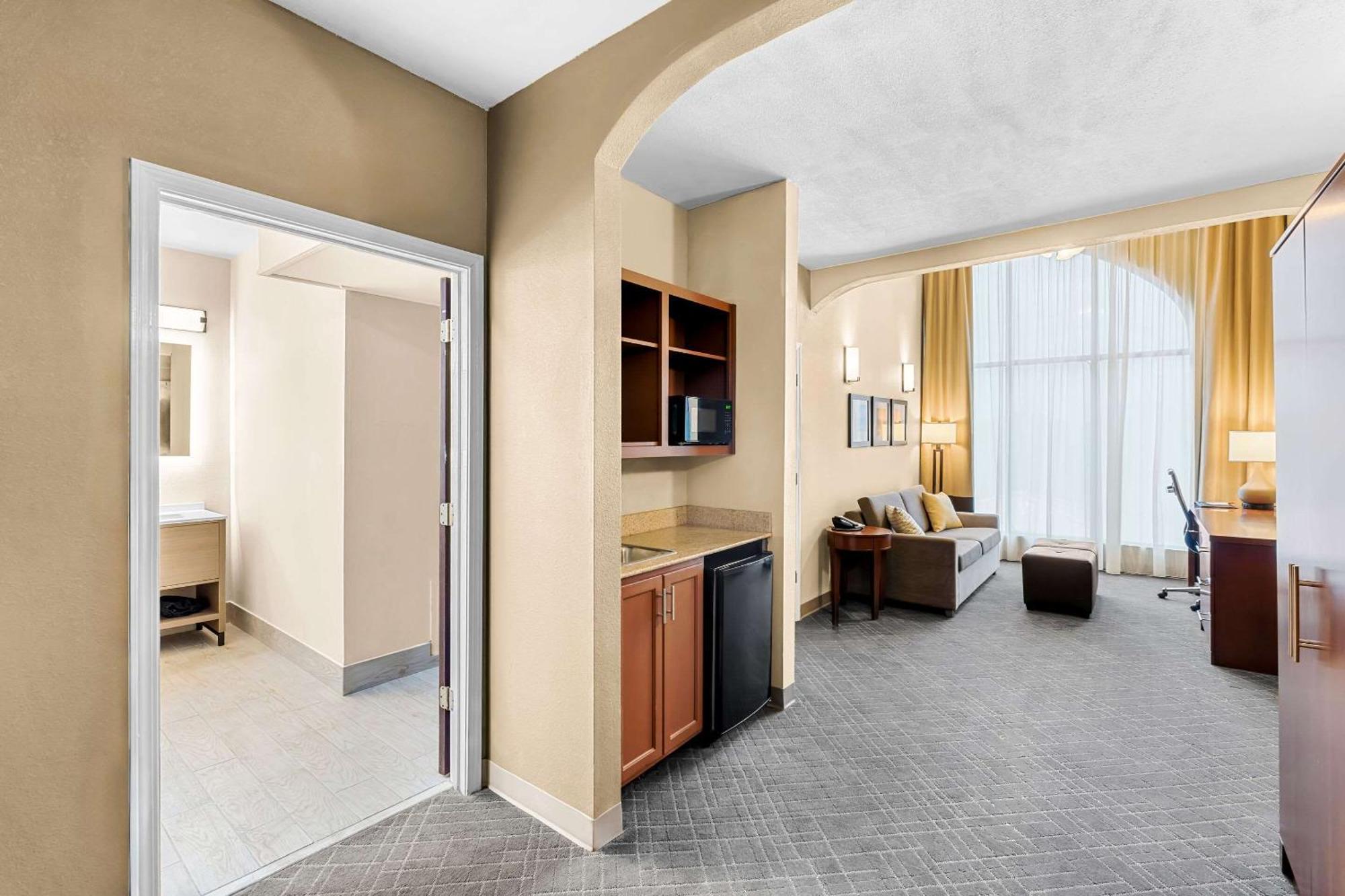 Comfort Suites Mobile East Bay Daphne Esterno foto